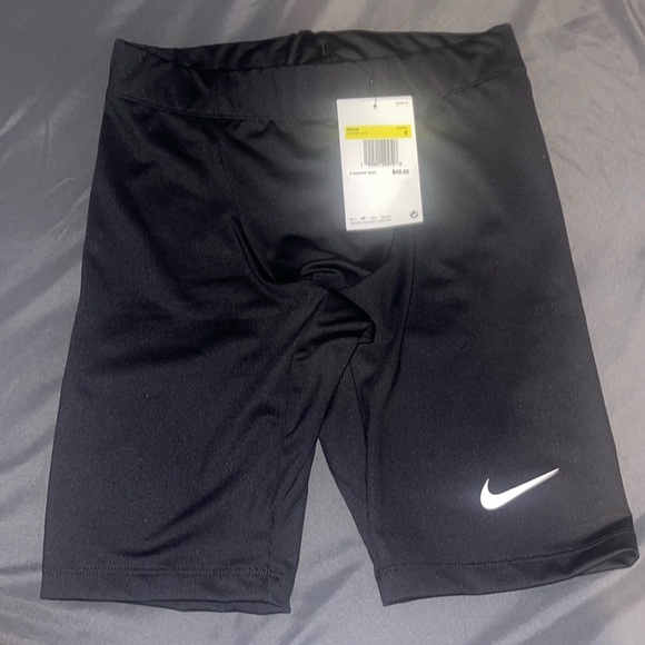 Nike running shorts - Picture 1 of 1